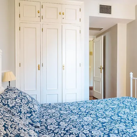 Apartment Novalia 14 *